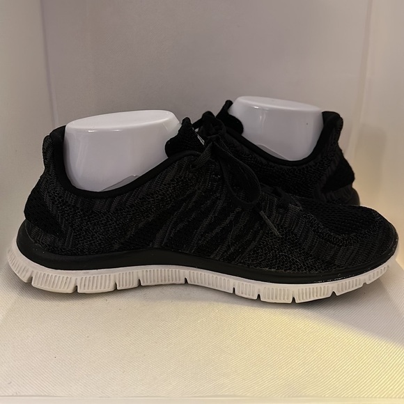 Skechers Lite-Weight SN 12634 Athletic Running Shoe Size 9 - EUC - Picture 5 of 12